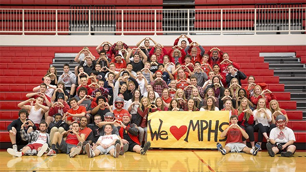 Hearts for Marysville Pilchuck at Mount Si High School | Photo