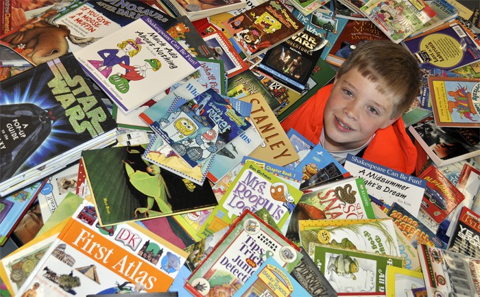 Big book donation by 10-year-old boy