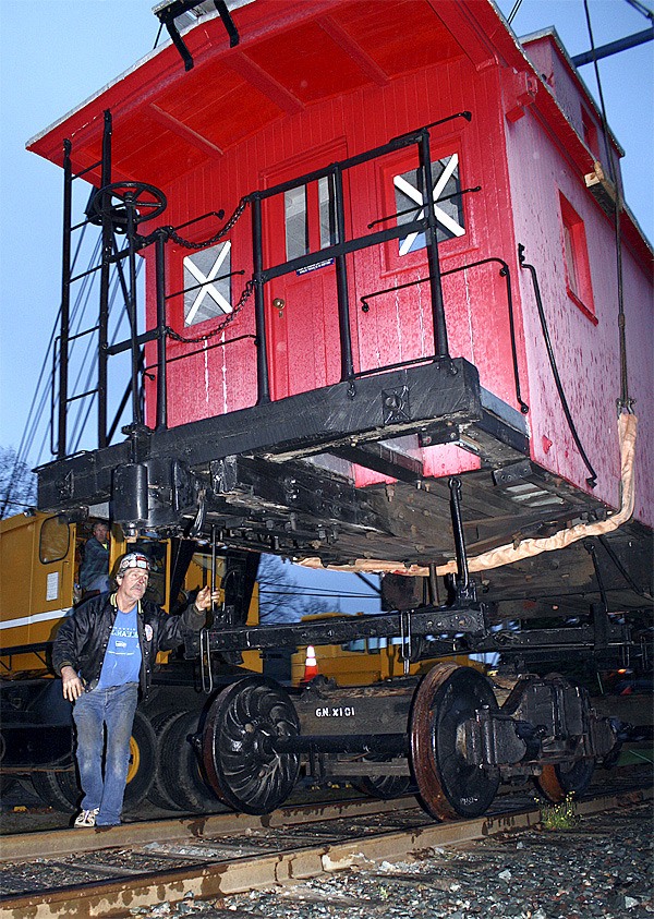 New caboose lands at Northwest Railway Museum