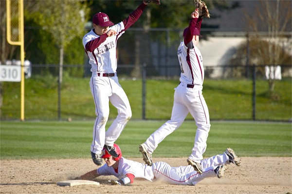 Wildcat baseball preserves streak, headed to Safeco Field Sat.