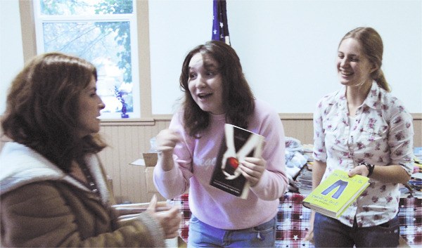 Mount Si students had fun sorting the donations from local elementary schools for soldiers’ care packages last week