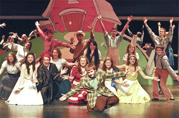 Mount Si High School students present the musical Honk!