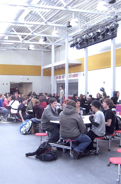 Mount Si High School’s newly opened Wildcat Court eases crowding in packed hallways and gives students room to eat lunch comfortably.