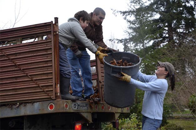 Extreme nursery makeover: Friends get busy to help cancer-battling Nels Melgaard's business prep for spring | Second work party is Saturday