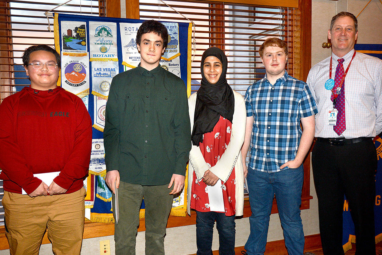 Snoqualmie Valley Rotary honors four Students of the Semester