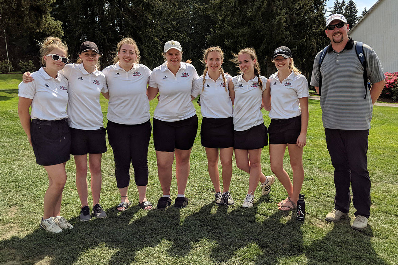 Wildcat golfers shine in postseason tournaments