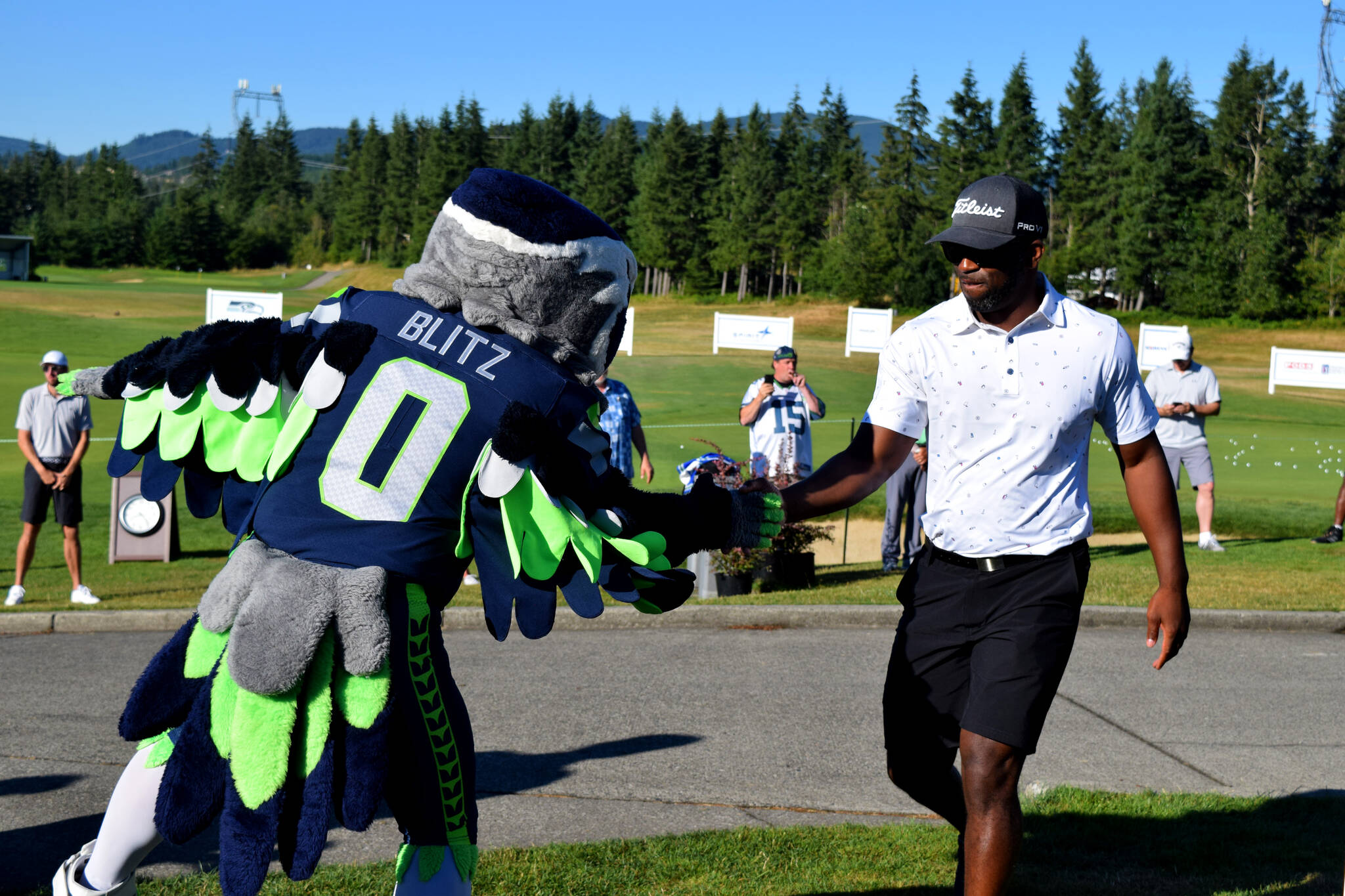 Tuesday Round-Up: Seahawks Rumble At The Ridge Charity Golf Tournament Held  Before Annual Boeing Classic