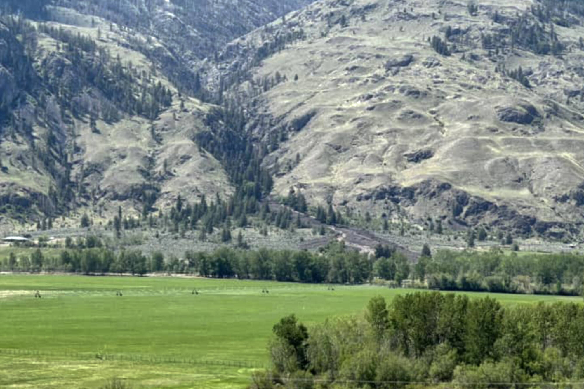 A large mudslide cut off eight homes of the Lower Similkameen Indian Band on May 3. (Keremeos Community News - Facebook)