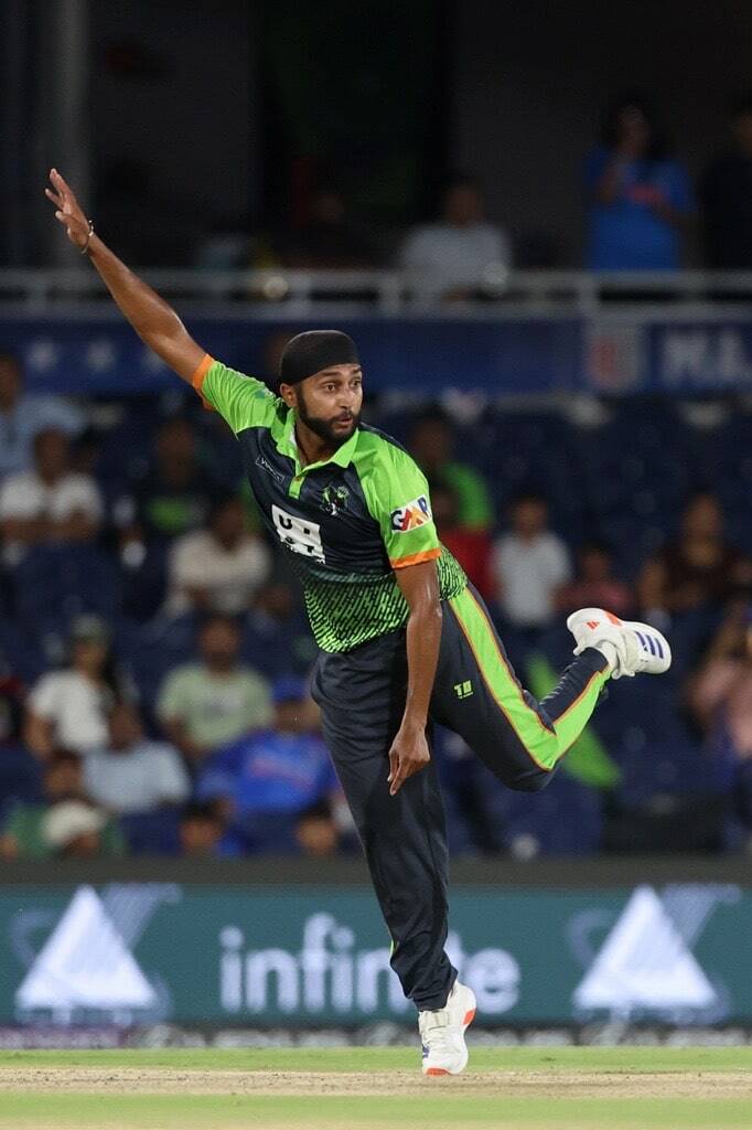 Seattle All-Rounder Harmeet Singh bowling in MLC 2 for the Orcas. Image credit: Major League Cricket.