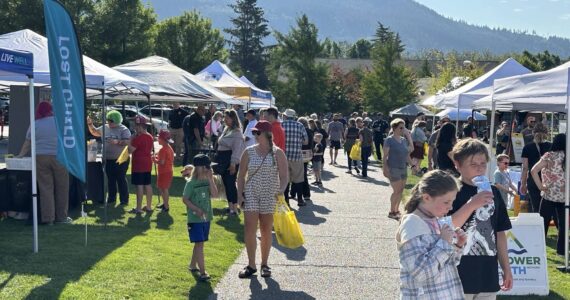 Photo courtesy of the city of North Bend
Crowds of Valley residents gathered at Si View Park on Aug. 6 for the Snoqualmie Police Department’s National Night Out to celebrate public safety and connect with local law enforcement agencies.