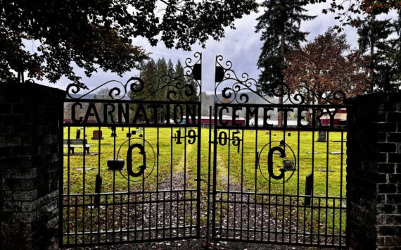 The front gate of the Carnation Cemetery on Oct. 21, 2024. (Grace Gorenflo/Valley Record)