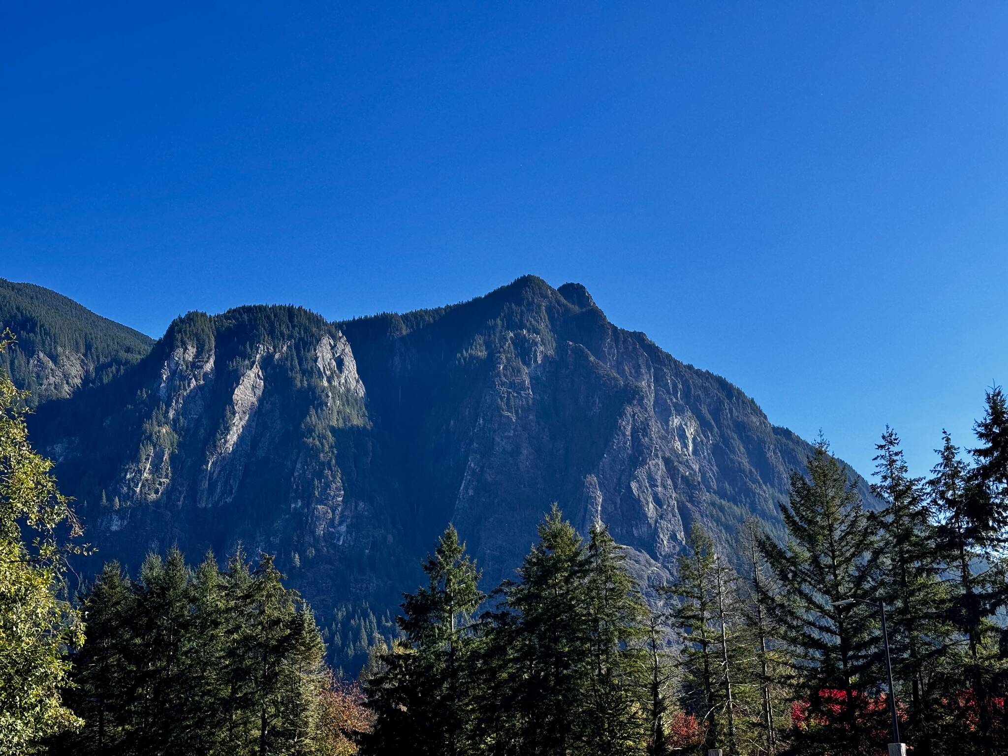 Mount Si from North Fork Farm in North Bend. Grace Gorenflo/Valley Record